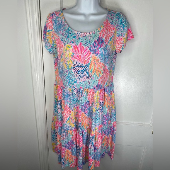 LILY Pulitzer Colorful Floral Shell Short Sleeve Dress with Pockets - Picture 1 of 5